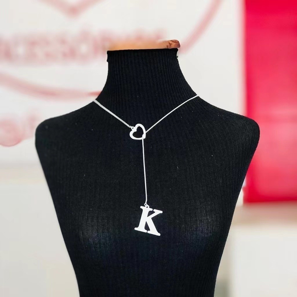Colar Feminino Gravatinha de Letra Inicial Folheado a Ouro e Prata925